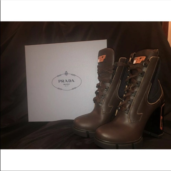 Prada boots - Picture 3 of 3